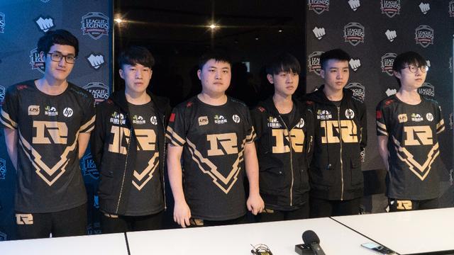 上是一个很 上是一个很