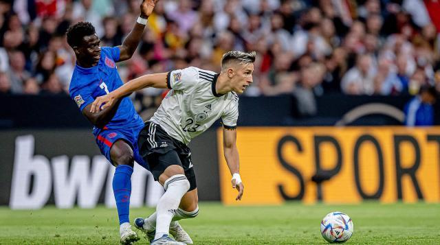 将局势牢牢 将局势牢牢