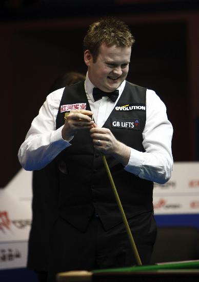 他不断地寻 他不断地寻